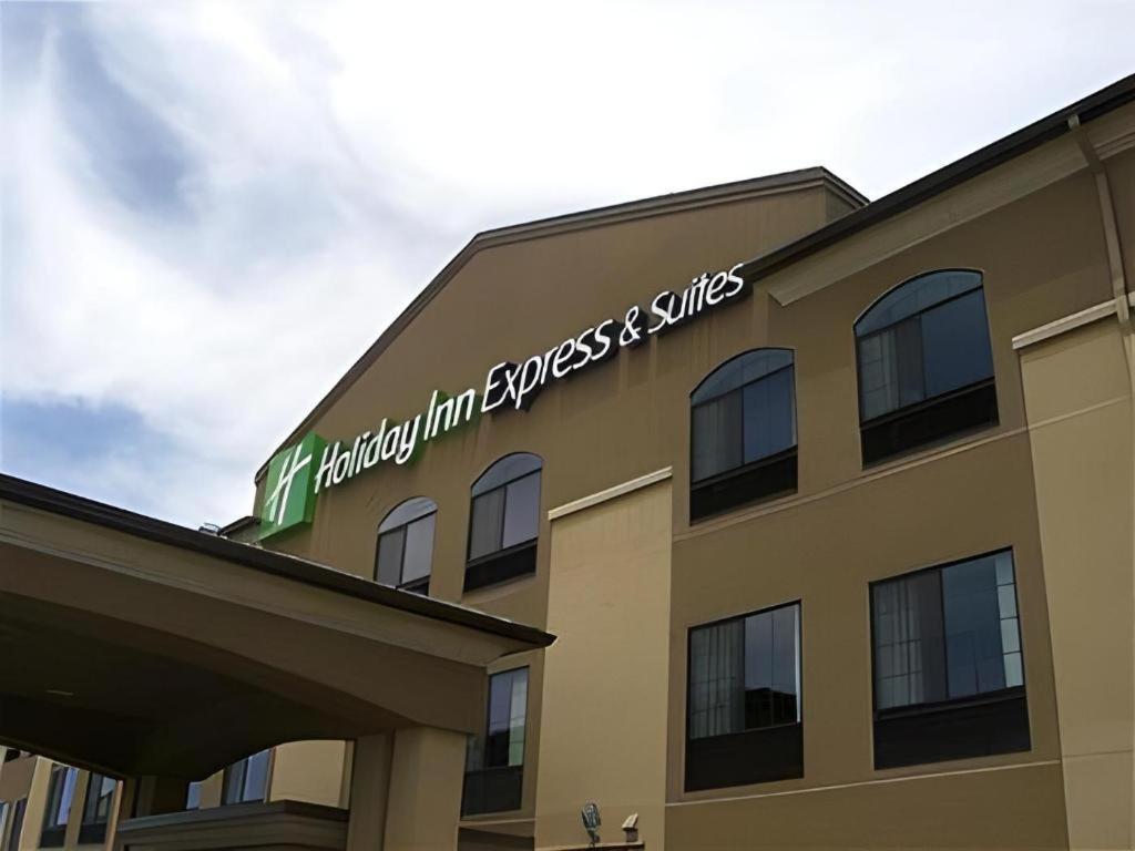 Holiday Inn Express Hotel & Suites Grand Island By Ihg Zewnętrze zdjęcie